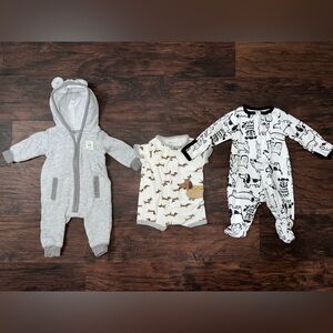 Carter's newborn infant sleepers outfits dog lovers